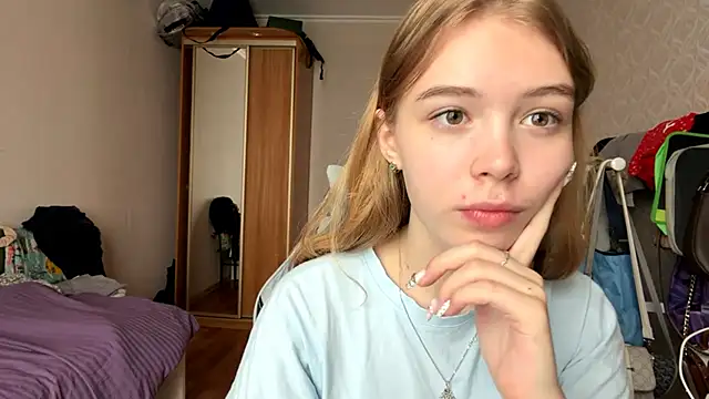 HebrewRiding online show from June 2026 07:39:01 AM