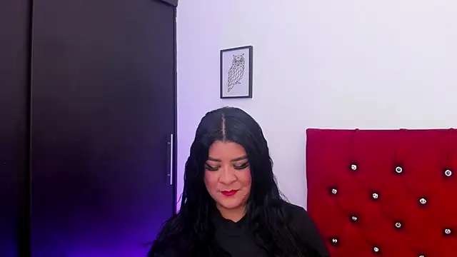 Snapshot of Katty_West chatting on May 2026 07:21:01 PM Katty West online show from May 2026 07:21:01 PM
