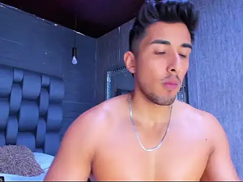 alangreek1 online show from May 2026 02:45:01 PM