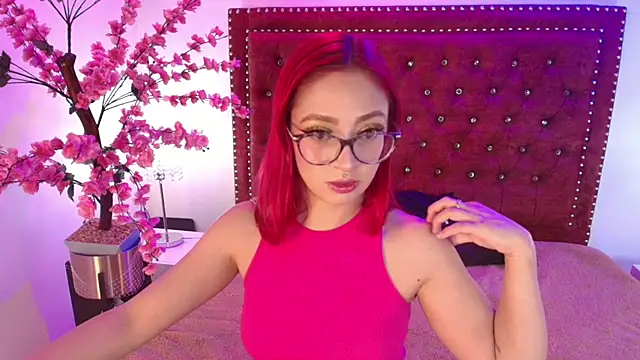 Snapshot of Amelie_adams chatting on May 2026 11:26:02 AM Amelie adams online show from May 2026 11:26:02 AM