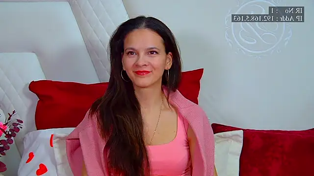 Snapshot of LeonaLane chatting on April 2026 06:27:01 AM LeonaLane online show from April 2026 06:27:01 AM