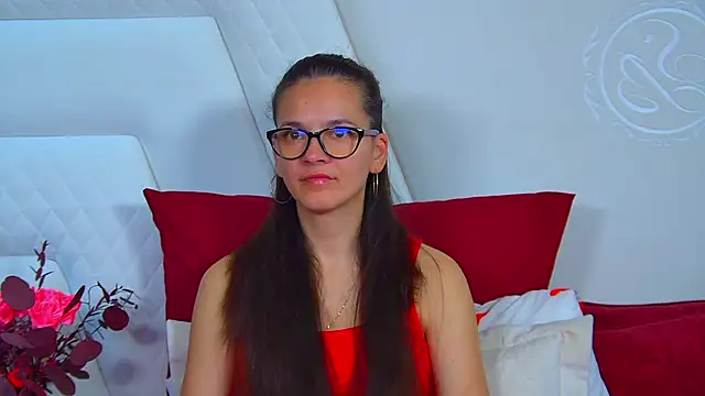 Snapshot of LeonaLane chatting on May 2026 06:30:02 AM LeonaLane online show from May 2026 06:30:02 AM