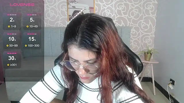 Snapshot of Scarlett_jhonson_ch chatting on April 2026 07:47:01 PM Scarlett jhonson ch online show from April 2026 07:47:01 PM