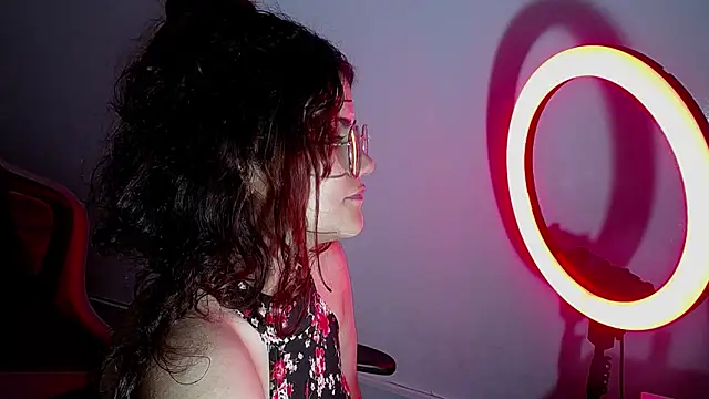 Snapshot of Scarlett_jhonson_ch chatting on April 2026 05:30:01 PM Scarlett jhonson ch online show from April 2026 05:30:01 PM