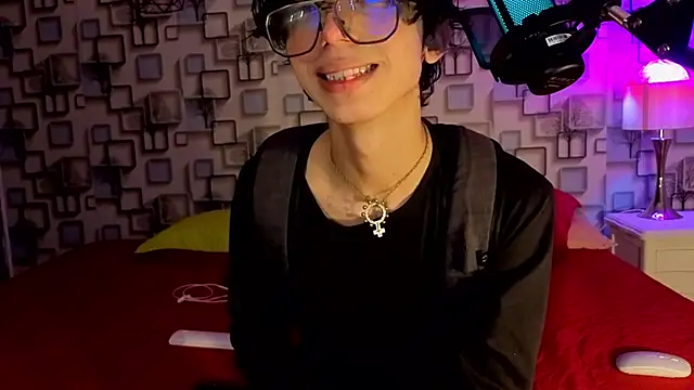 Twink Sebas7 online show from May 2026 12:12:02 PM