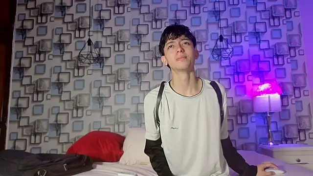Twink Sebas7 online show from June 2026 12:15:01 PM
