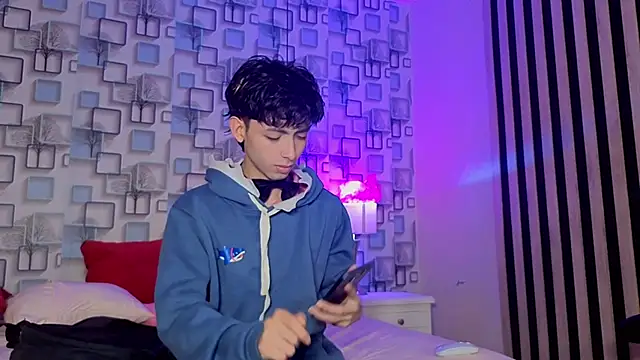 Twink Sebas7 online show from June 2026 12:14:02 PM