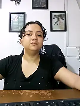 Snapshot of Cassle_ibarra_x chatting on April 2026 03:24:02 PM Cassle ibarra x online show from April 2026 03:24:02 PM