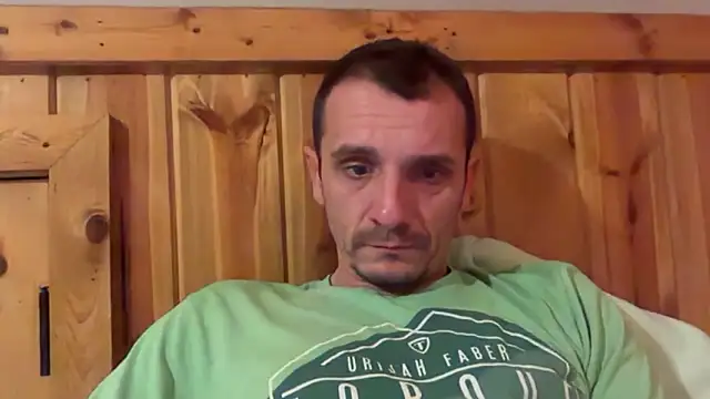 Snapshot of itsmasterbenny chatting on April 2026 02:39:02 AM itsmasterbenny online show from April 2026 02:39:02 AM