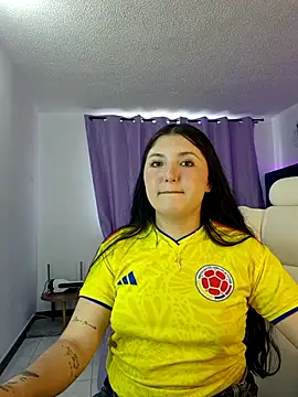 Snapshot of Celestee_21 chatting on June 2026 09:13:01 PM Celestee 21 online show from June 2026 09:13:01 PM