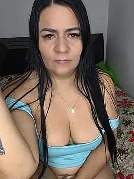 Snapshot of cataleya-latina chatting on July 2026 03:24:02 AM cataleya-latina online show from July 2026 03:24:02 AM