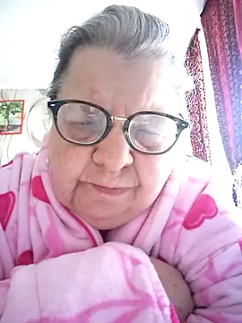 Snapshot of MartaMia68 chatting on May 2026 05:14:01 AM MartaMia68 online show from May 2026 05:14:01 AM