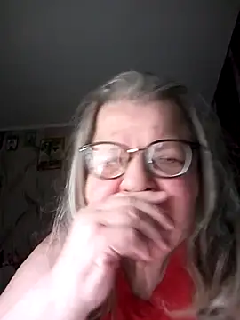 Snapshot of MartaMia68 chatting on May 2026 06:27:02 PM MartaMia68 online show from May 2026 06:27:02 PM