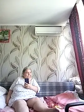Snapshot of MartaMia68 chatting on July 2026 07:23:02 AM MartaMia68 online show from July 2026 07:23:02 AM