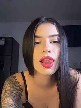 Snapshot of Giiasteele chatting on June 2026 01:00:01 AM Giiasteele online show from June 2026 01:00:01 AM