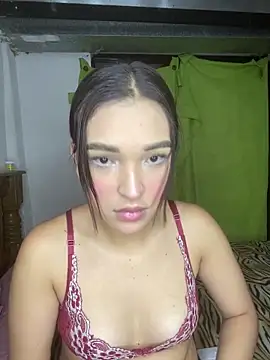 lisa and lian online show from April 2026 09:06:01 PM