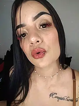 Snapshot of Luna_scarllet8 chatting on June 2026 12:12:02 AM Luna scarllet8 online show from June 2026 12:12:02 AM