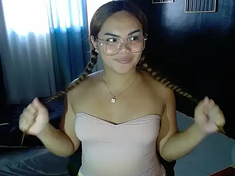 Kylie mortel online show from April 2026 04:01:01 AM