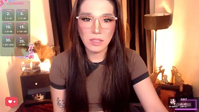 Snapshot of Precious_RoseDollxxx chatting on June 2026 06:51:01 AM Precious RoseDollxxx online show from June 2026 06:51:01 AM