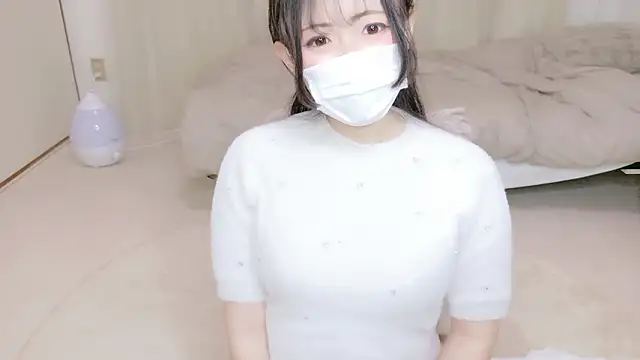 Snapshot of Satomi_nn chatting on April 2026 04:24:02 AM Satomi nn online show from April 2026 04:24:02 AM