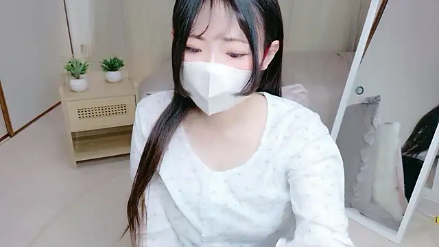Snapshot of Satomi_nn chatting on May 2026 12:27:02 AM Satomi nn online show from May 2026 12:27:02 AM