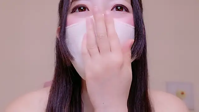 Snapshot of Satomi_nn chatting on May 2026 11:34:04 PM Satomi nn online show from May 2026 11:34:04 PM