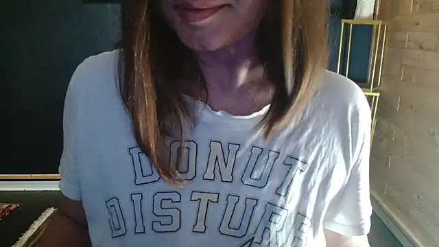NicoleLove  online show from June 2026 04:00:02 AM