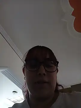 Snapshot of AliceScoot_ chatting on June 2026 06:13:02 PM AliceScoot online show from June 2026 06:13:02 PM