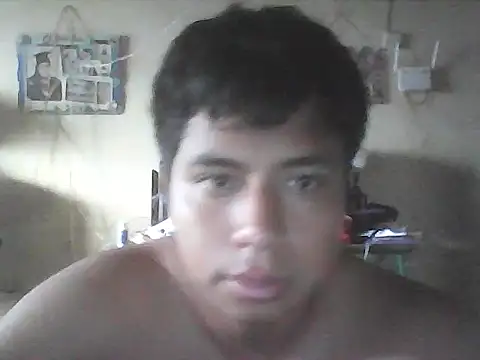 Snapshot of Axel_BABY chatting on April 2026 12:32:01 PM Axel BABY online show from April 2026 12:32:01 PM