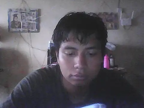 Snapshot of Axel_BABY chatting on May 2026 01:40:01 PM Axel BABY online show from May 2026 01:40:01 PM