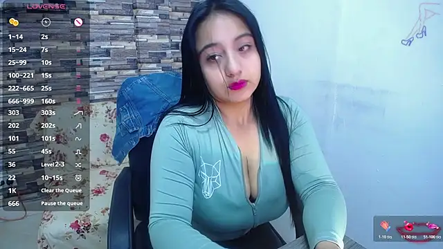 Snapshot of miaboobss chatting on July 2026 01:25:01 PM miaboobss online show from July 2026 01:25:01 PM