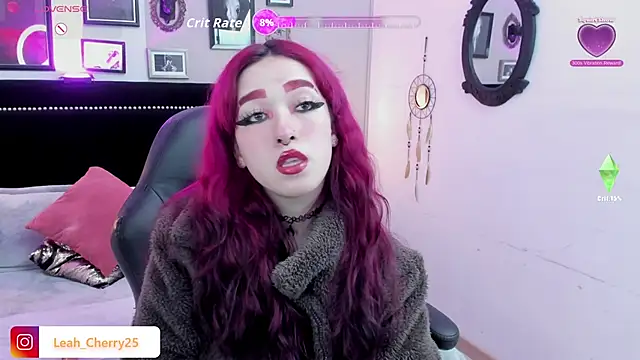 Snapshot of Leah_cherry chatting on June 2026 09:34:01 PM Leah cherry online show from June 2026 09:34:01 PM