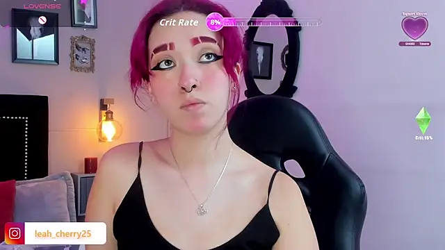 Snapshot of Leah_cherry chatting on July 2026 09:52:02 PM Leah cherry online show from July 2026 09:52:02 PM