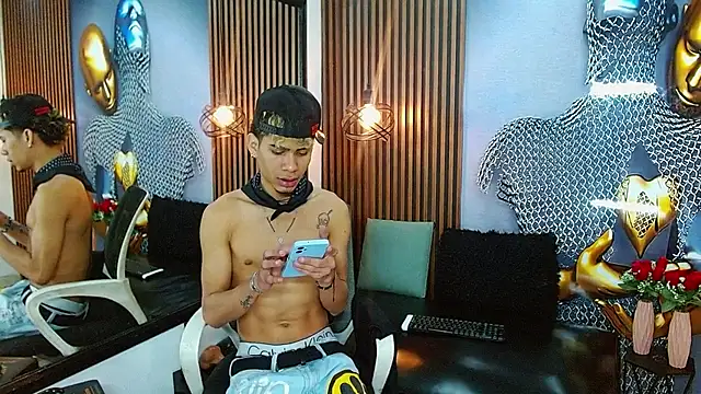 Snapshot of Skinny_cute_Alyer chatting on July 2026 02:38:01 AM Skinny cute Alyer online show from July 2026 02:38:01 AM