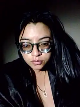 Snapshot of SOFI__10 chatting on April 2026 07:12:01 AM SOFI 10 online show from April 2026 07:12:01 AM