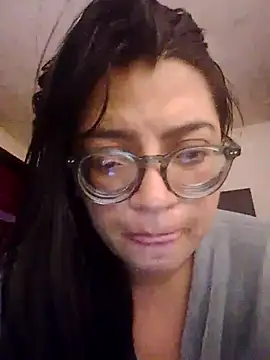 Snapshot of SOFI__10 chatting on April 2026 07:09:01 AM SOFI 10 online show from April 2026 07:09:01 AM