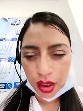 Snapshot of SOFI__10 chatting on April 2026 06:58:01 PM SOFI 10 online show from April 2026 06:58:01 PM