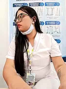 Snapshot of SOFI__10 chatting on May 2026 04:56:02 PM SOFI 10 online show from May 2026 04:56:02 PM