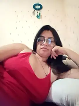 Snapshot of SOFI__10 chatting on May 2026 01:57:16 AM SOFI 10 online show from May 2026 01:57:16 AM