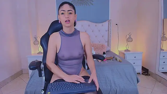Snapshot of elizabeth_santos1 chatting on April 2026 10:11:01 PM elizabeth santos1 online show from April 2026 10:11:01 PM