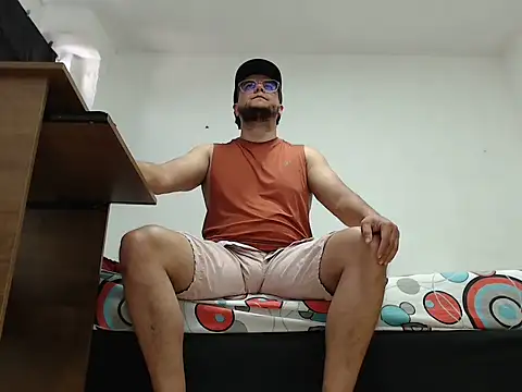 Masterboy00 online show from April 2026 02:34:01 PM