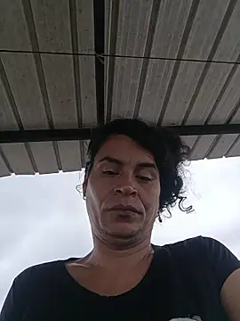 Snapshot of zamara_and_erik chatting on June 2026 02:33:01 PM zamara and erik online show from June 2026 02:33:01 PM