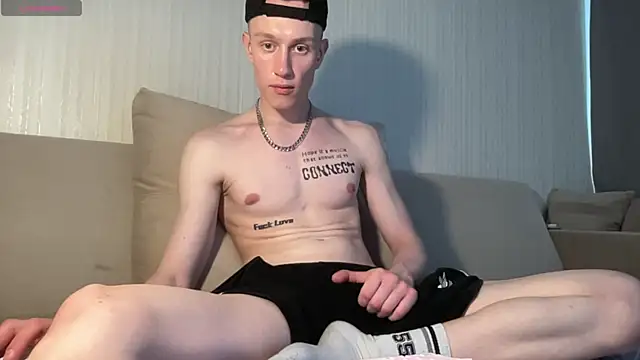 Snapshot of Travis_Gracile chatting on May 2026 07:15:01 AM Travis Gracile online show from May 2026 07:15:01 AM
