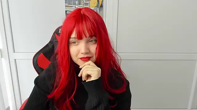 Caroline cutte online show from April 2026 07:02:01 AM