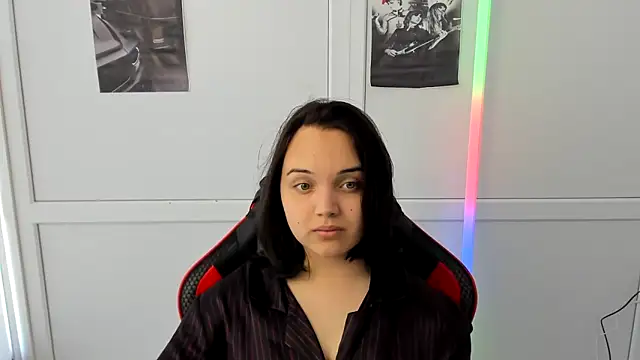 Snapshot of Caroline_cutte chatting on May 2026 06:51:02 AM Caroline cutte online show from May 2026 06:51:02 AM