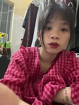 Snapshot of Neo-baby chatting on April 2026 02:30:01 PM Neo-baby online show from April 2026 02:30:01 PM