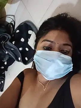 dearmona00 online show from June 2026 09:13:02 PM