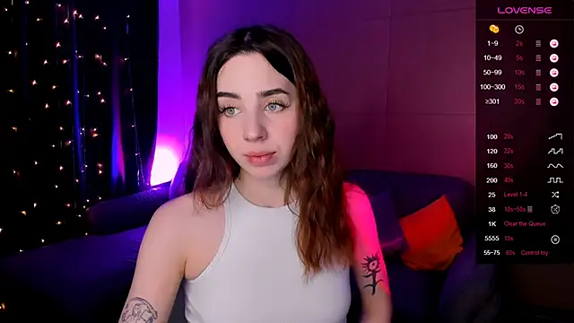Snapshot of CharliGrace_ chatting on May 2026 08:09:02 AM CharliGrace online show from May 2026 08:09:02 AM