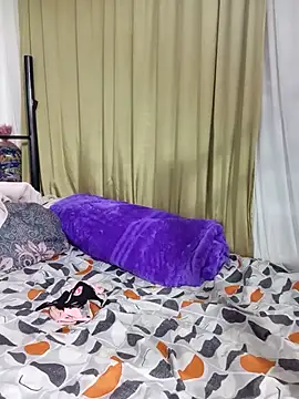Snapshot of HotBabe_04 chatting on May 2026 05:49:01 AM HotBabe 04 online show from May 2026 05:49:01 AM
