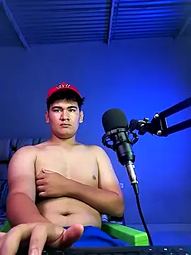 Andruetxx online show from April 2026 05:12:02 AM